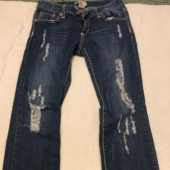 Jeans - Picture 2 of 3